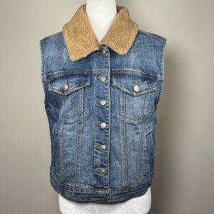 NEW Shyanne Womens M Blue Denim Vest Sherpa Lined Distressed Western 99% Cotton